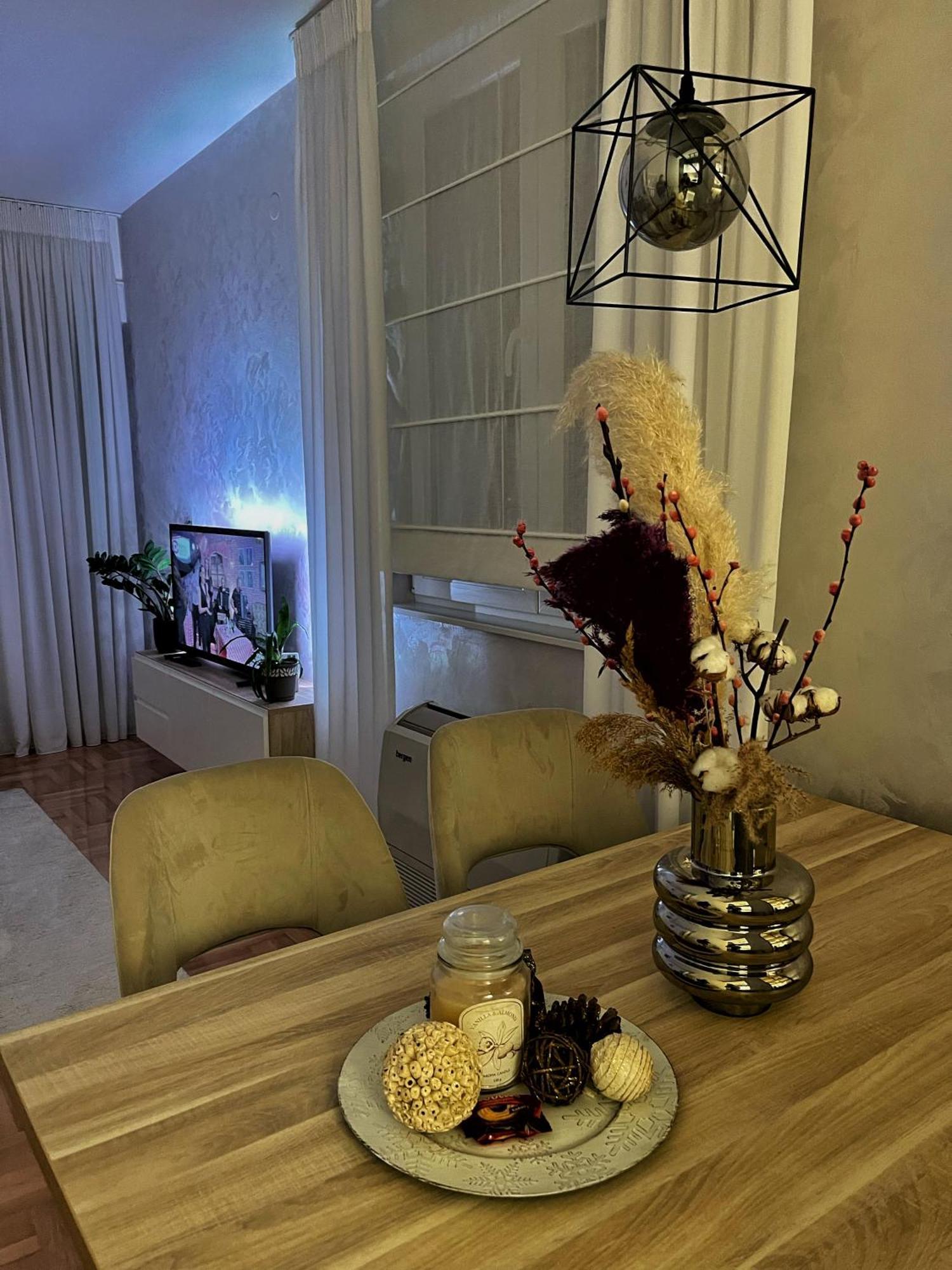 Monarh Apartment Bijeljina Bagian luar foto